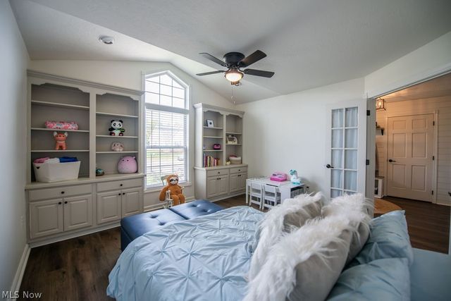 316 Creekside Road SE, New Philadelphia, OH 44663