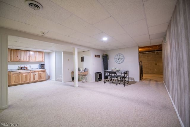 316 Creekside Road SE, New Philadelphia, OH 44663