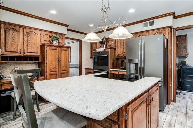 4833 S Tierney Drive, Independence, MO 64055