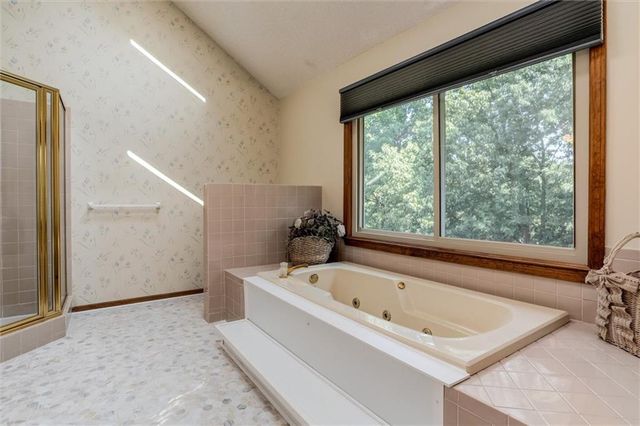 4833 S Tierney Drive, Independence, MO 64055