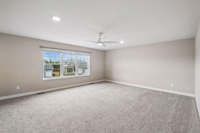 17061 Doppler Lane, Lakeville, MN 55044