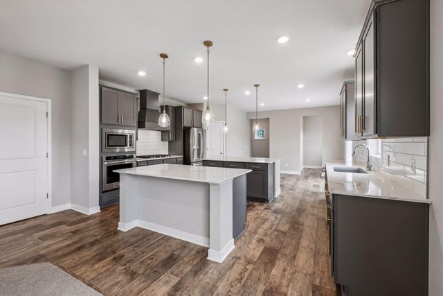 17061 Doppler Lane, Lakeville, MN 55044