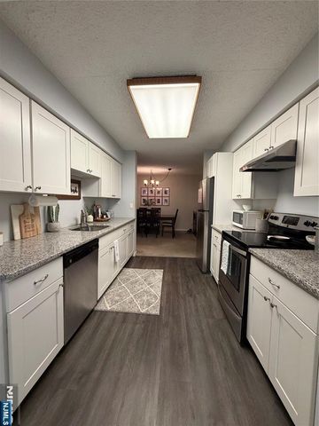 446 Passaic Street 2A, Hackensack, NJ 07601