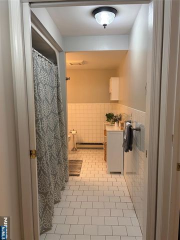 446 Passaic Street 2A, Hackensack, NJ 07601