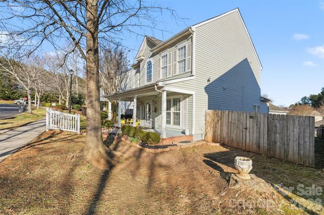 6715 Tanners Creek Drive, Huntersville, NC 28078