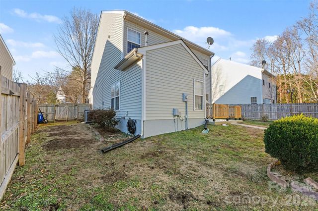 6715 Tanners Creek Drive, Huntersville, NC 28078