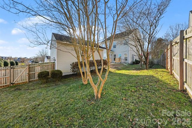 6715 Tanners Creek Drive, Huntersville, NC 28078