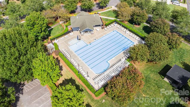 6715 Tanners Creek Drive, Huntersville, NC 28078