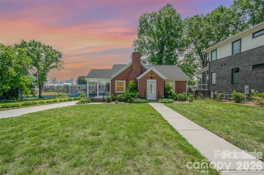 203 State Street, Charlotte, NC 28208