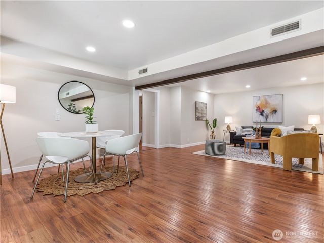 1035 147th Avenue SE, Bellevue, WA 98007