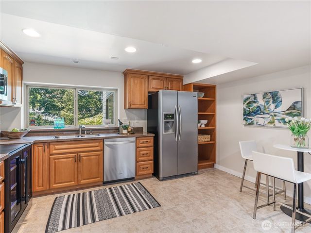 1035 147th Avenue SE, Bellevue, WA 98007