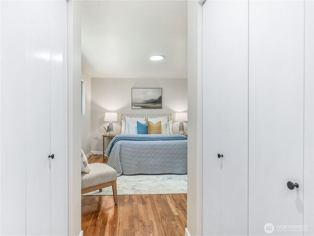 1035 147th Avenue SE, Bellevue, WA 98007