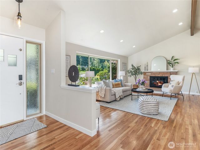 1035 147th Avenue SE, Bellevue, WA 98007