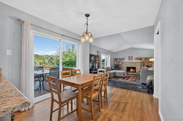 849 Chatham Drive, Milford Village, MI 48381