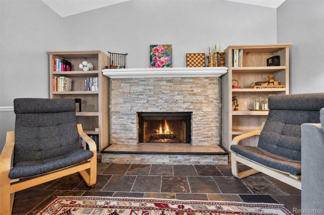 849 Chatham Drive, Milford Village, MI 48381