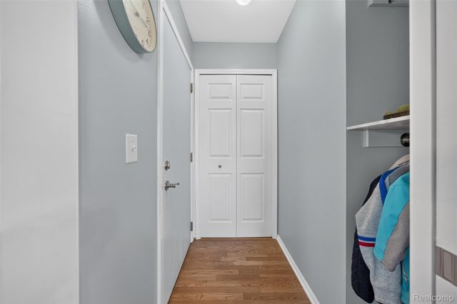 849 Chatham Drive, Milford Village, MI 48381