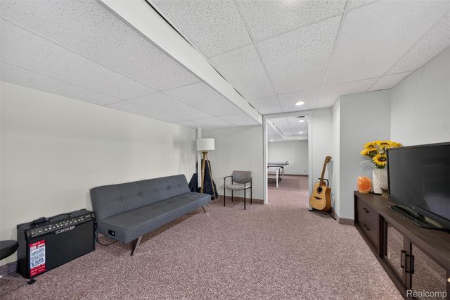 849 Chatham Drive, Milford Village, MI 48381