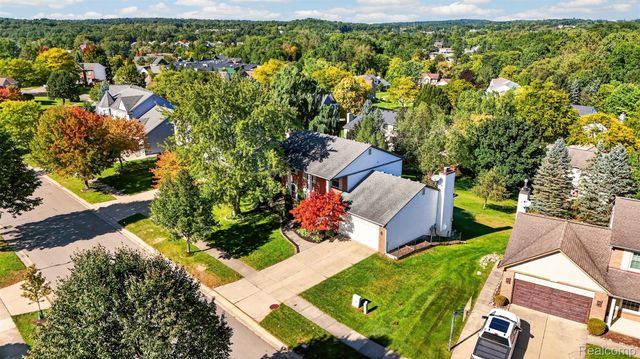 849 Chatham Drive, Milford Village, MI 48381