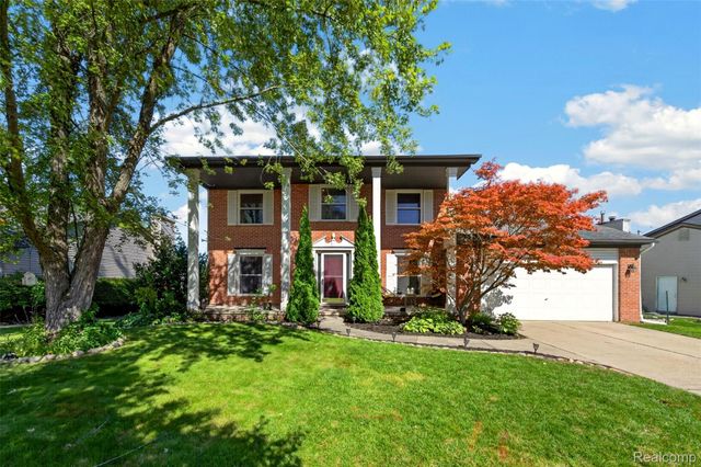 849 Chatham Drive, Milford Village, MI 48381