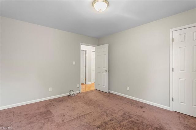 2636 Farmpond Court, Haw River, NC 27258