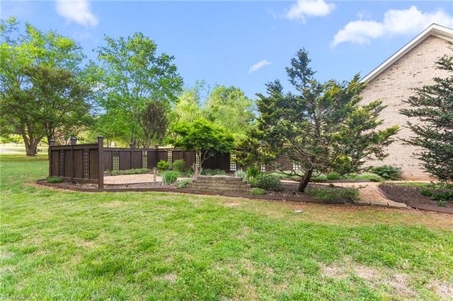 2636 Farmpond Court, Haw River, NC 27258