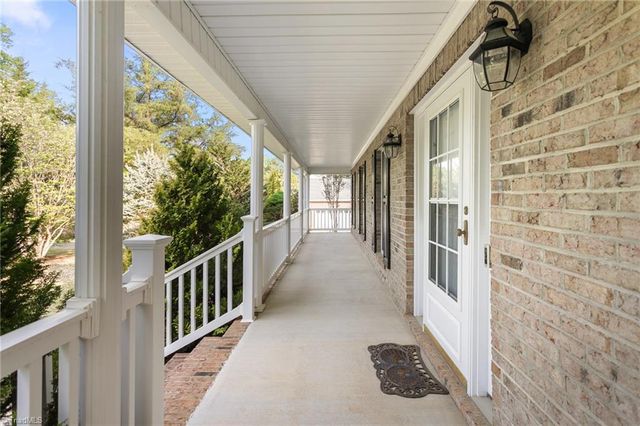2636 Farmpond Court, Haw River, NC 27258