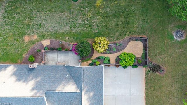 2636 Farmpond Court, Haw River, NC 27258
