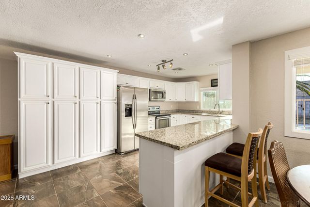 14240 N 41ST Avenue, Phoenix, AZ 85053