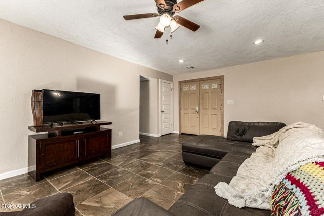 14240 N 41ST Avenue, Phoenix, AZ 85053