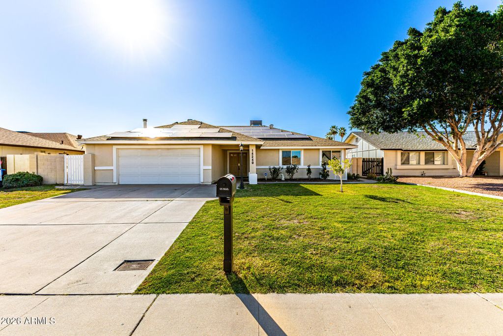 14240 N 41ST Avenue, Phoenix, AZ 85053