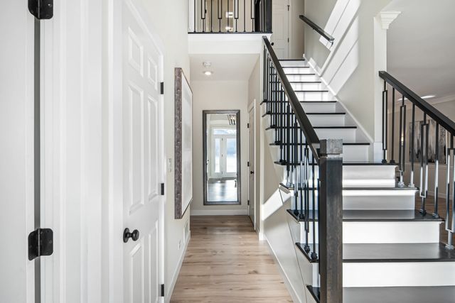 1802 Princeton Court, Lake Forest, IL 60045