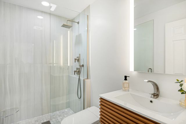 1802 Princeton Court, Lake Forest, IL 60045