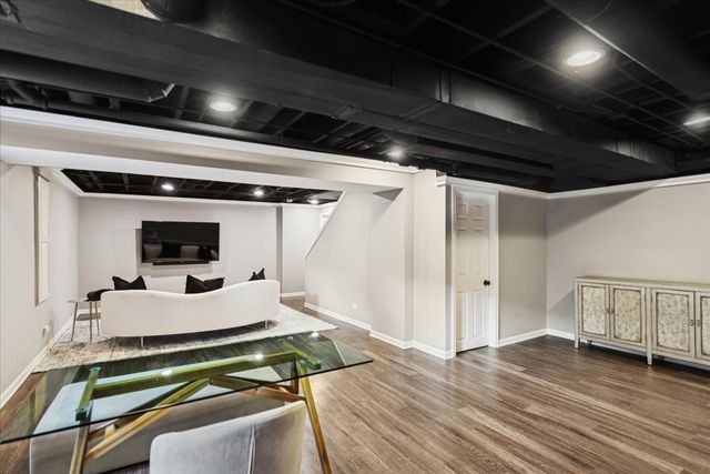 1802 Princeton Court, Lake Forest, IL 60045