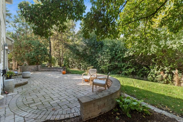 1802 Princeton Court, Lake Forest, IL 60045