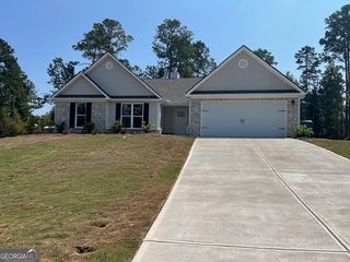 433 Riley Circle NW, Milledgeville, GA 31061