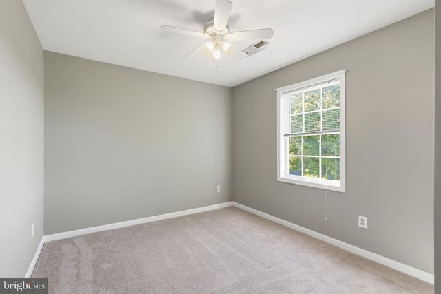 7020 HELM DR, Remington, VA 22734