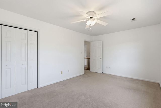 7020 HELM DR, Remington, VA 22734