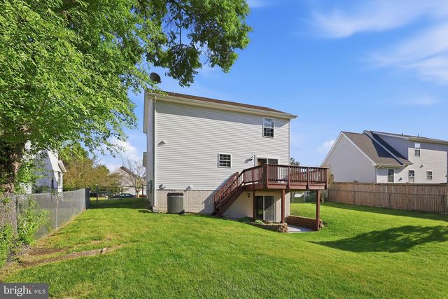 7020 HELM DR, Remington, VA 22734