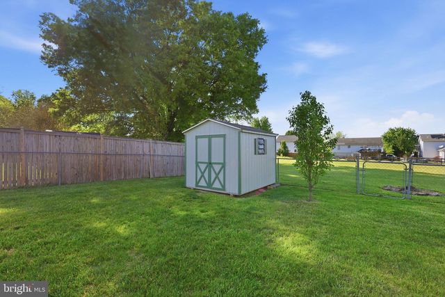 7020 HELM DR, Remington, VA 22734