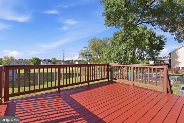 7020 HELM DR, Remington, VA 22734