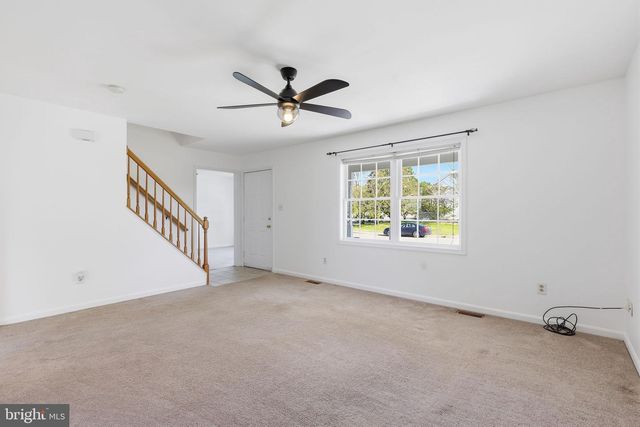 7020 HELM DR, Remington, VA 22734