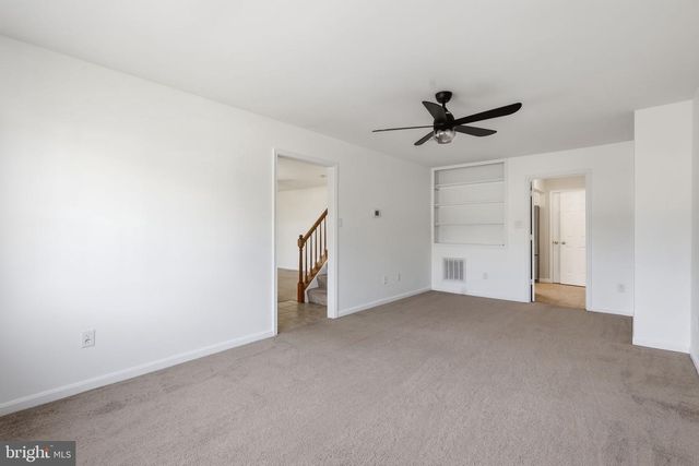 7020 HELM DR, Remington, VA 22734