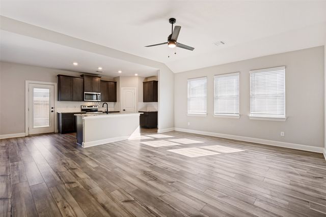 7609 Duck Bay Road, Fort Worth, TX 76120