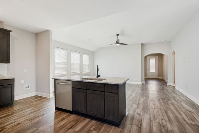 7609 Duck Bay Road, Fort Worth, TX 76120