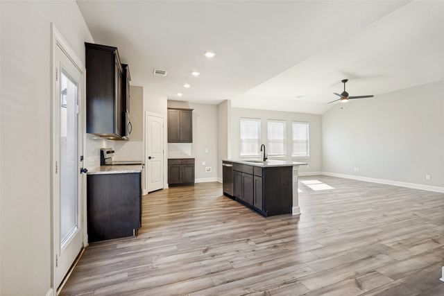 7609 Duck Bay Road, Fort Worth, TX 76120