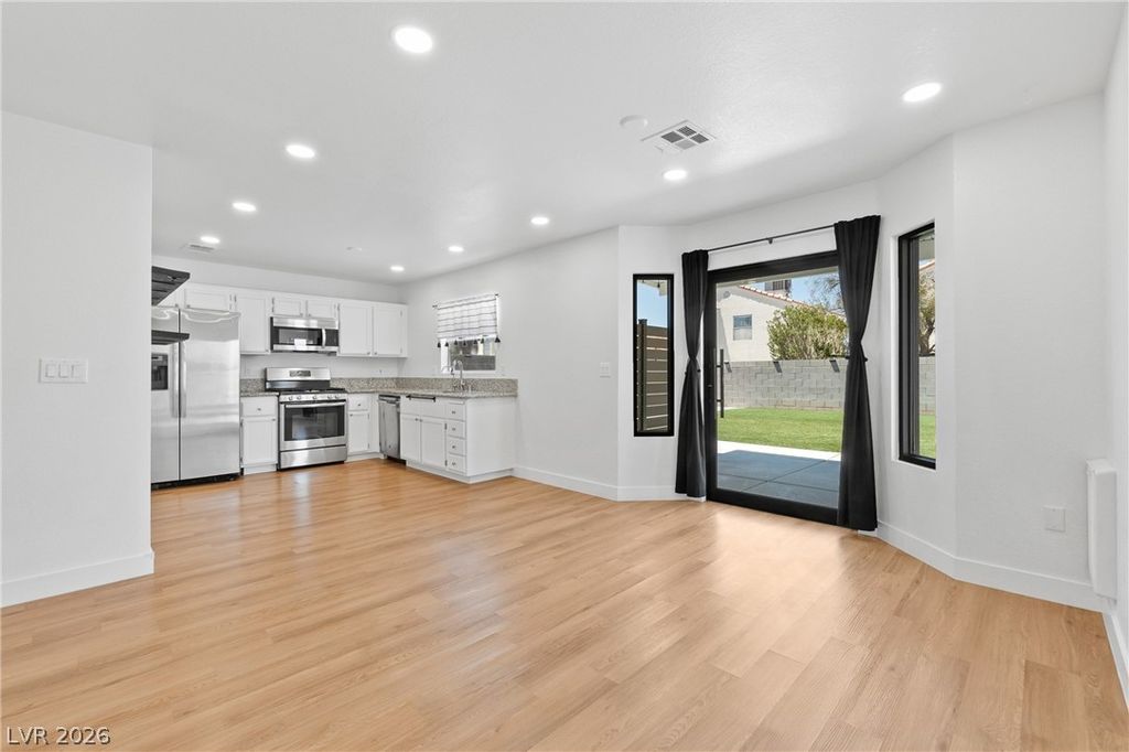 3523 Farina Drive, North Las Vegas, NV 89032 — photo 5