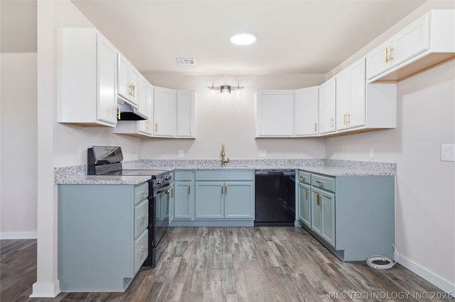 102 W Ruth Street, Kellyville, OK 74039