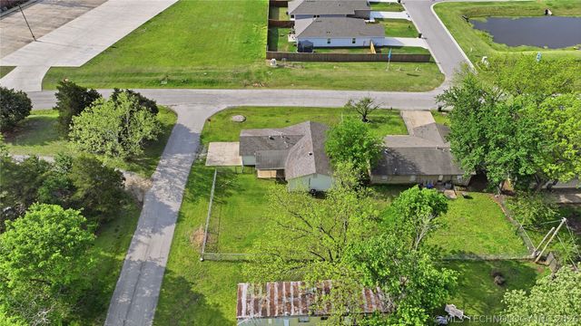 102 W Ruth Street, Kellyville, OK 74039