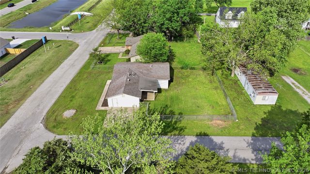 102 W Ruth Street, Kellyville, OK 74039