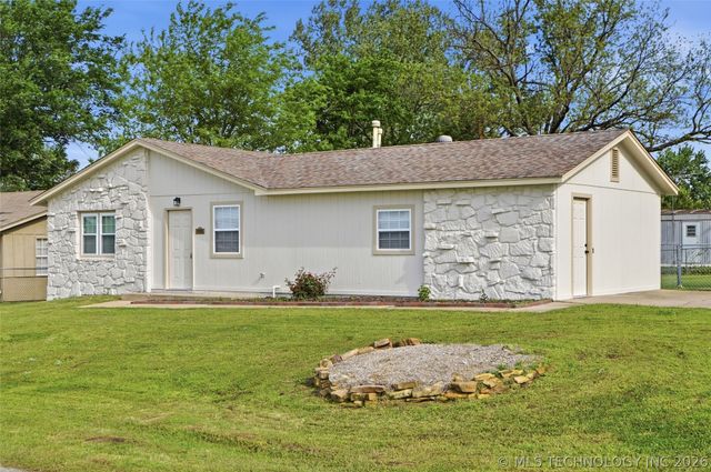 102 W Ruth Street, Kellyville, OK 74039